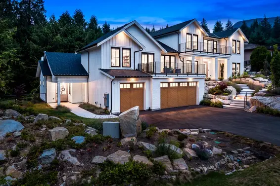 4597 Woodgreen Drive, West Vancouver