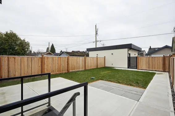 325 East 17Th Street, North Vancouver For Sale - image 37