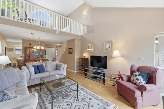 906 Roche Point Drive, North Vancouver