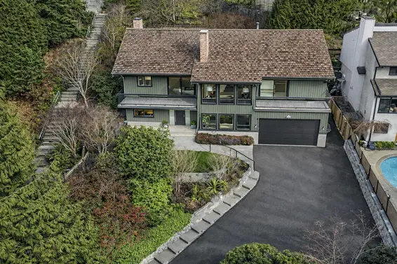 284 Montroyal Boulevard, North Vancouver