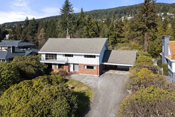 945 Groveland Road, West Vancouver For Sale - image 4