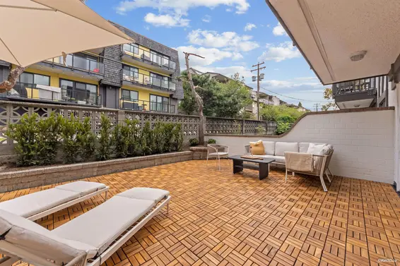 102 270 West 3rd Street, North Vancouver