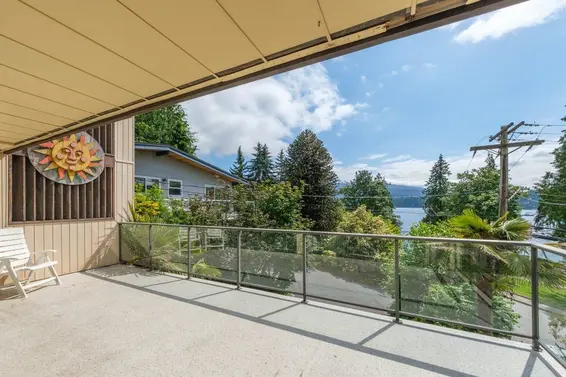 2433 Panorama Drive, North Vancouver For Sale - image 30