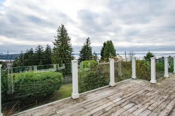 986 Esquimalt Avenue, West Vancouver For Sale - image 6