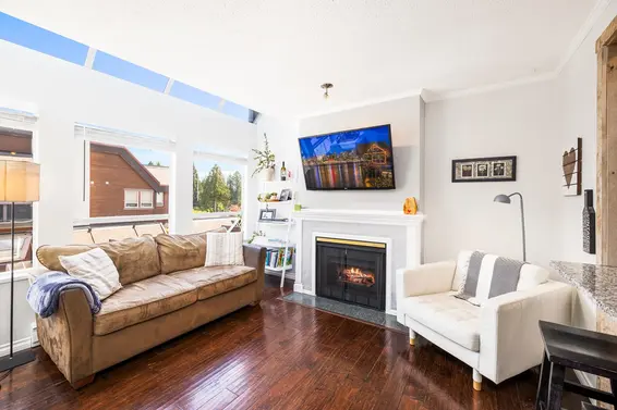 309 3721 Delbrook Avenue, North Vancouver