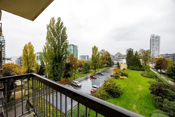 403 145 St. Georges Avenue, North Vancouver For Sale - image 11