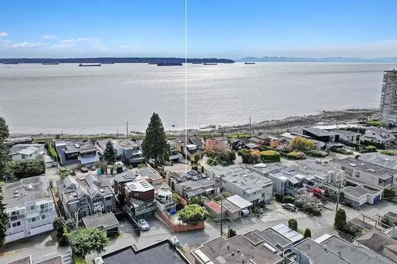 2317 Bellevue Avenue, West Vancouver