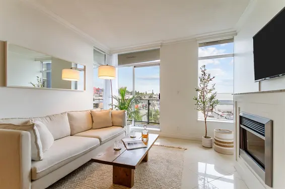603 172 Victory Ship Way, North Vancouver