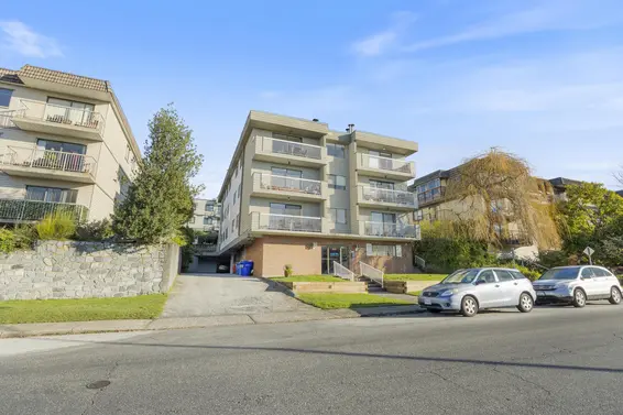 102 264 West 2nd Street, North Vancouver For Sale - image 2