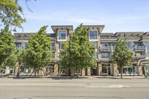 324 1330 Marine Drive, North Vancouver