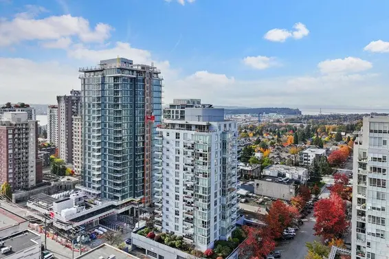 1004 121 West 16th Street, North Vancouver