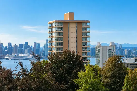 502 128 East 8th Street, North Vancouver