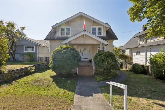443 East 7th Street, North Vancouver