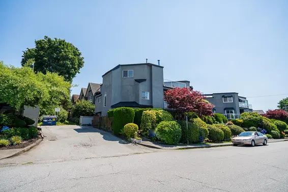 1416 Mahon Avenue, North Vancouver