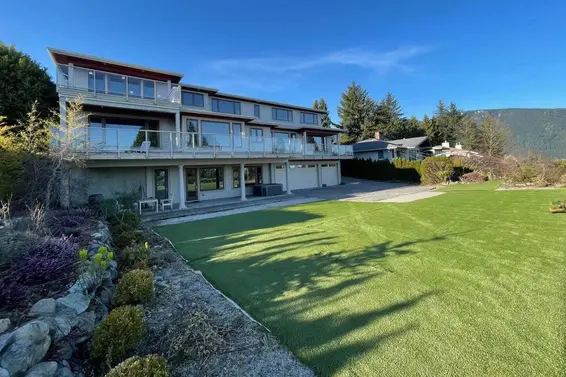 950 Greenwood Road, West Vancouver