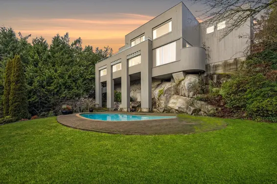 4655 Woodgreen Drive, West Vancouver