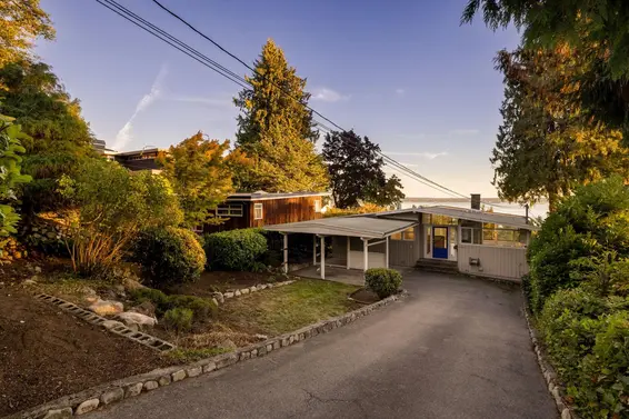 2344 Ottawa Avenue, West Vancouver