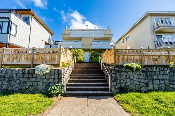 238 West 4th Street, North Vancouver