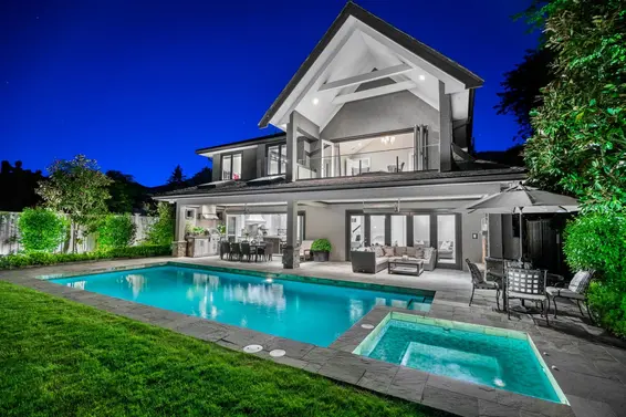 2312 Kings Avenue, West Vancouver