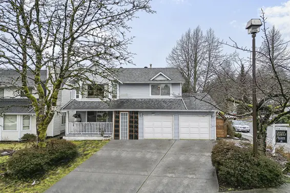 883 Nairn Court, North Vancouver