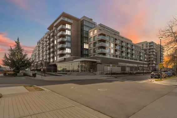 TH 109 755 Harbourside Drive, North Vancouver