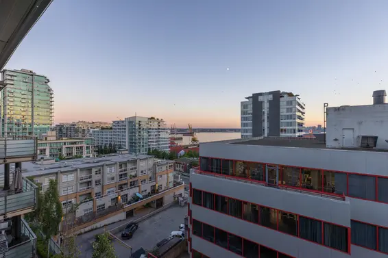 609 123 West 1St Street, North Vancouver For Sale - image 32