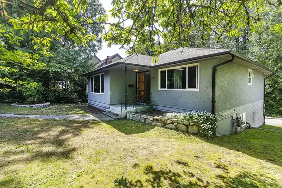 3489 St. Marys Avenue, North Vancouver