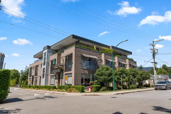 202 1591 Bowser Avenue, North Vancouver