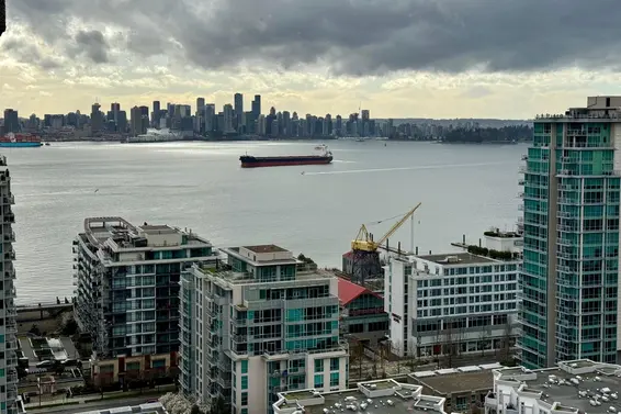 1903 145 St. Georges Avenue, North Vancouver