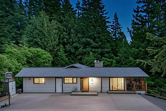 4875 Skyline Drive, North Vancouver