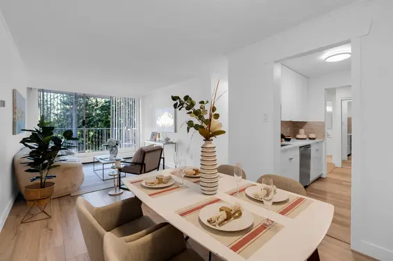 807 2004 Fullerton Avenue, North Vancouver