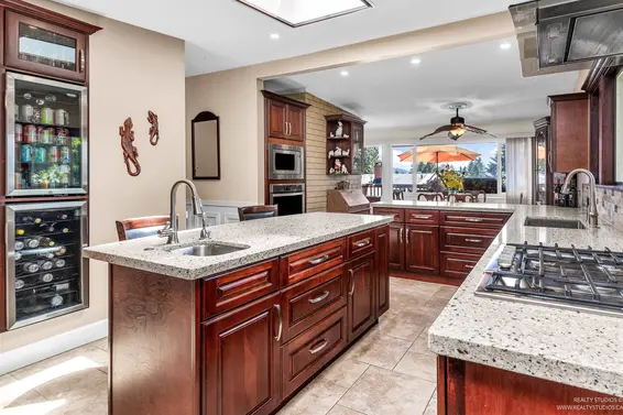 2990 Eddystone Crescent, North Vancouver