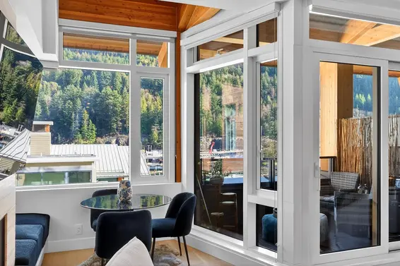 506 6687 Nelson Avenue, West Vancouver