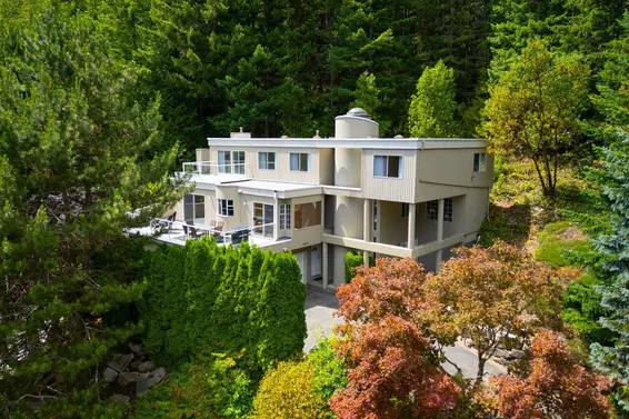 4895 Northwood Drive, West Vancouver