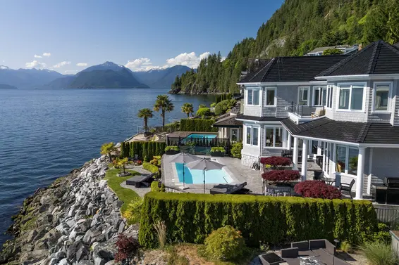 8 Ocean Point Drive, West Vancouver