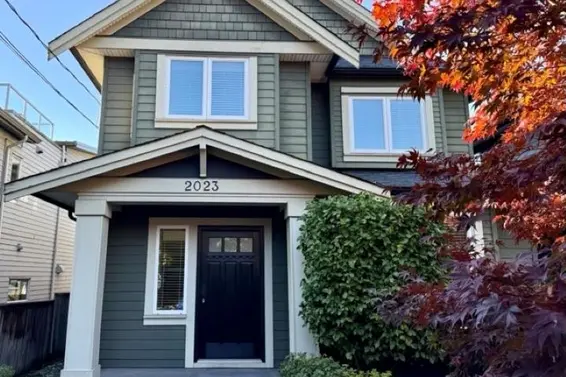 2023 Larson Road, North Vancouver