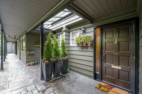 1104 235 Keith Road, West Vancouver For Sale - image 3