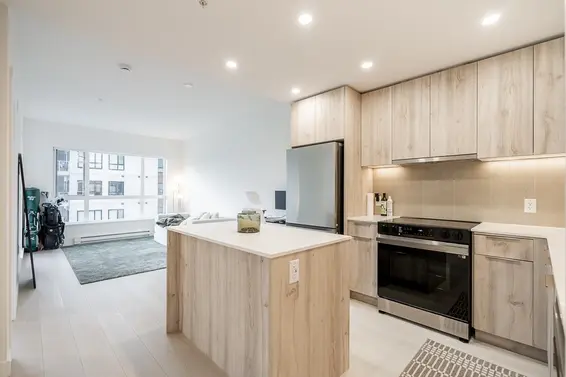 317 3594 Malsum Drive, North Vancouver