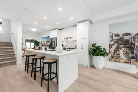 135 535 East 2nd Street, North Vancouver
