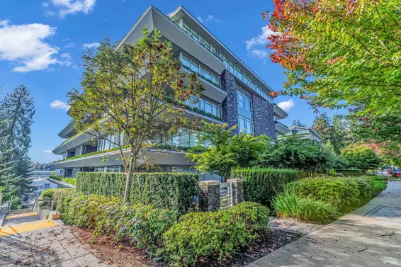 401 866 Arthur Erickson Place, West Vancouver For Sale - image 3