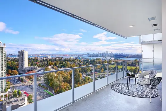2002 200 Klahanie Court, West Vancouver