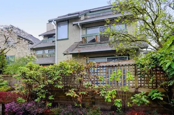 2136 Eastern Avenue, North Vancouver