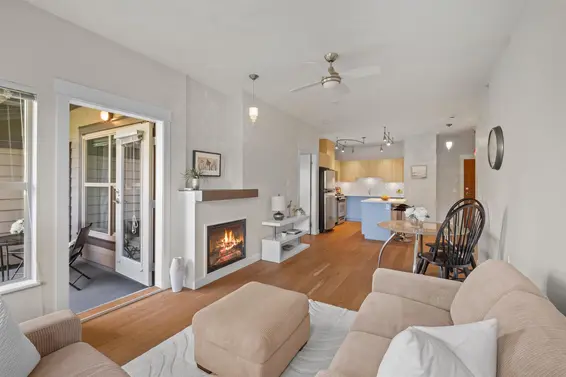 307 1468 St. Andrews Avenue, North Vancouver