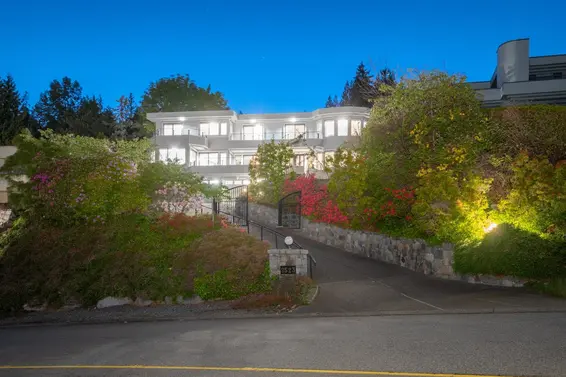 2523 Westhill Drive, West Vancouver
