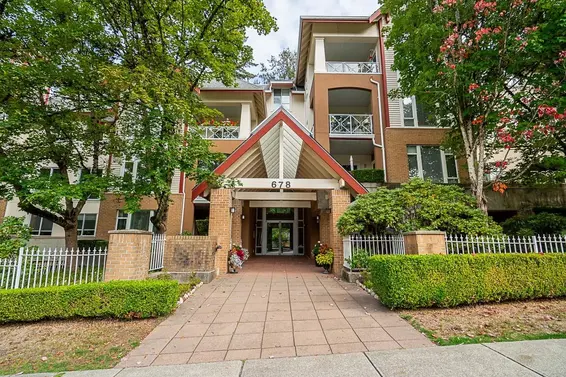 207 678 West Queens Road, North Vancouver