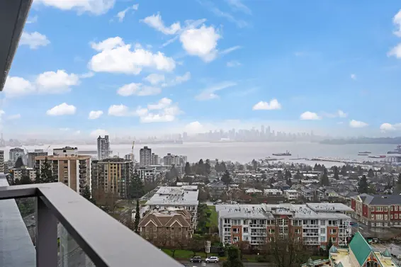 1304 1320 Chesterfield Avenue, North Vancouver