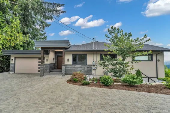 558 St. Andrews Road, West Vancouver