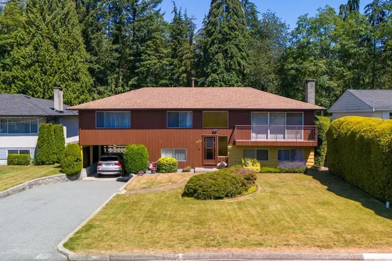 1472 East 27Th Street, North Vancouver For Sale - image 3