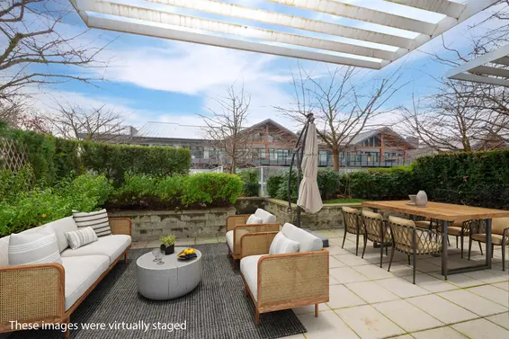 204 1061 Marine Drive, North Vancouver