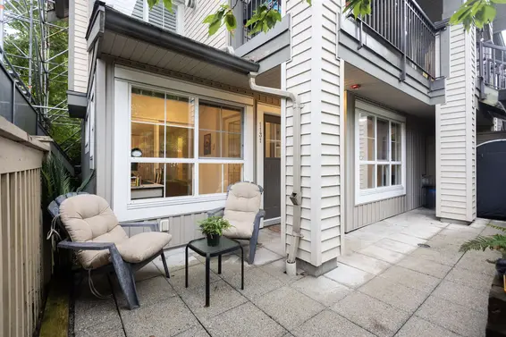 1131 Ross Road, North Vancouver